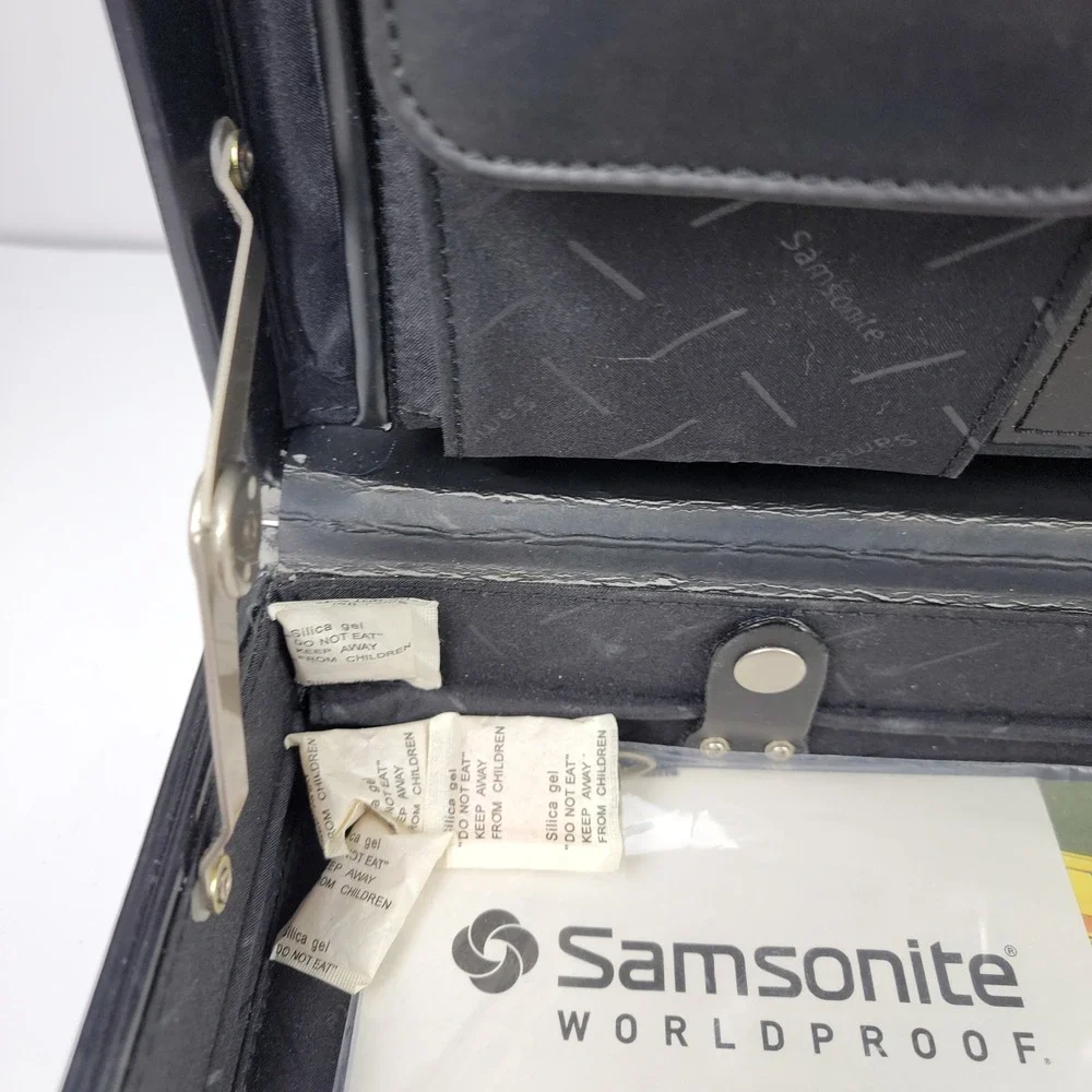 Samsonite Expandable Leather Attache Case Black Briefcase 910295 Combo Lock
